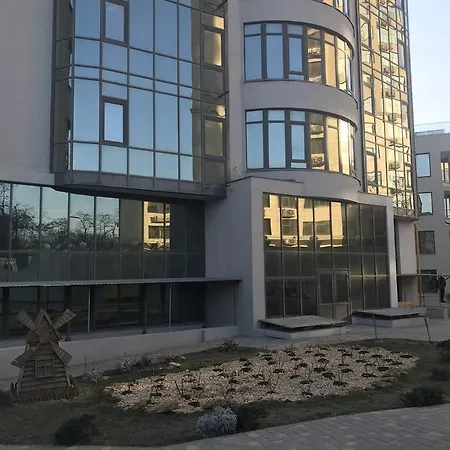 Gagarin Plaza أوديسا